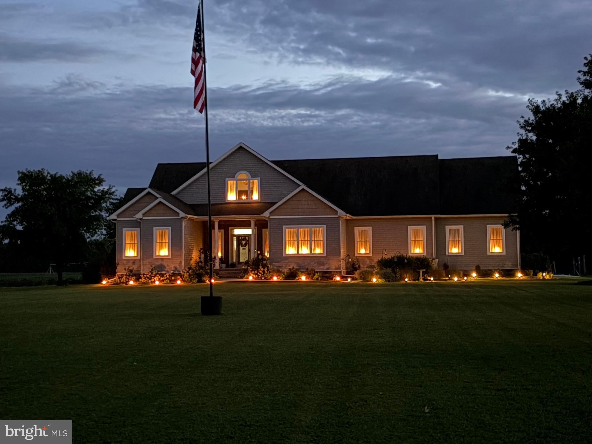 5232 SEASHORE HIGHWAY