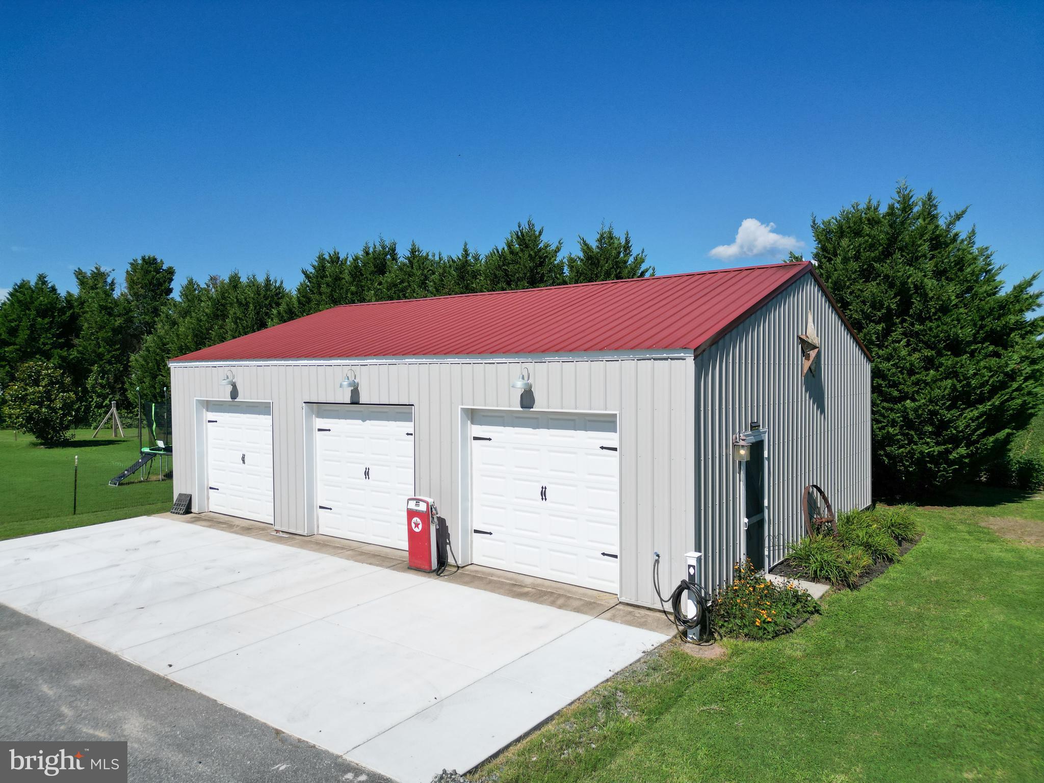 5232 SEASHORE HIGHWAY