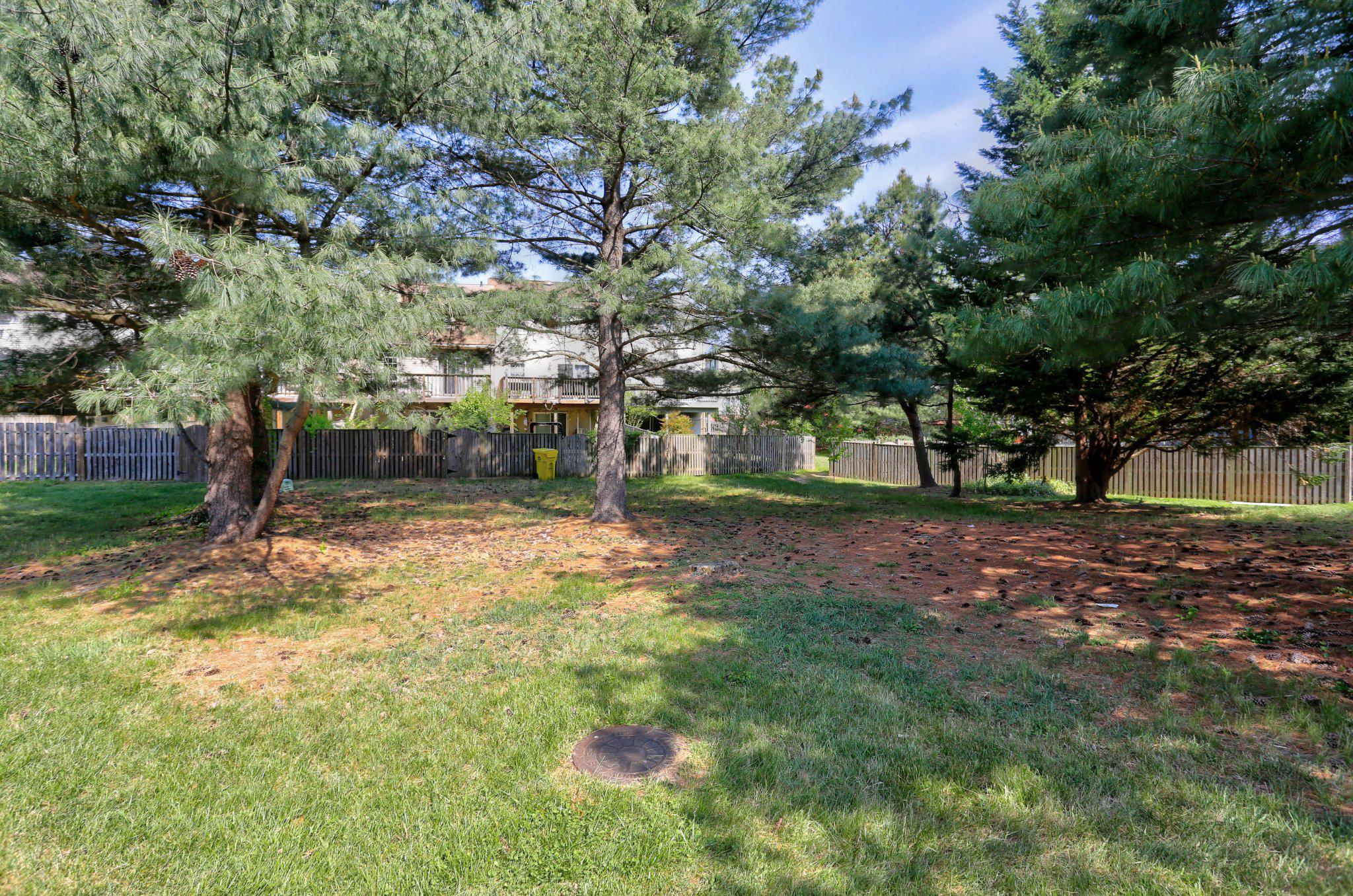 ELIZABETHS LANDING - Residential