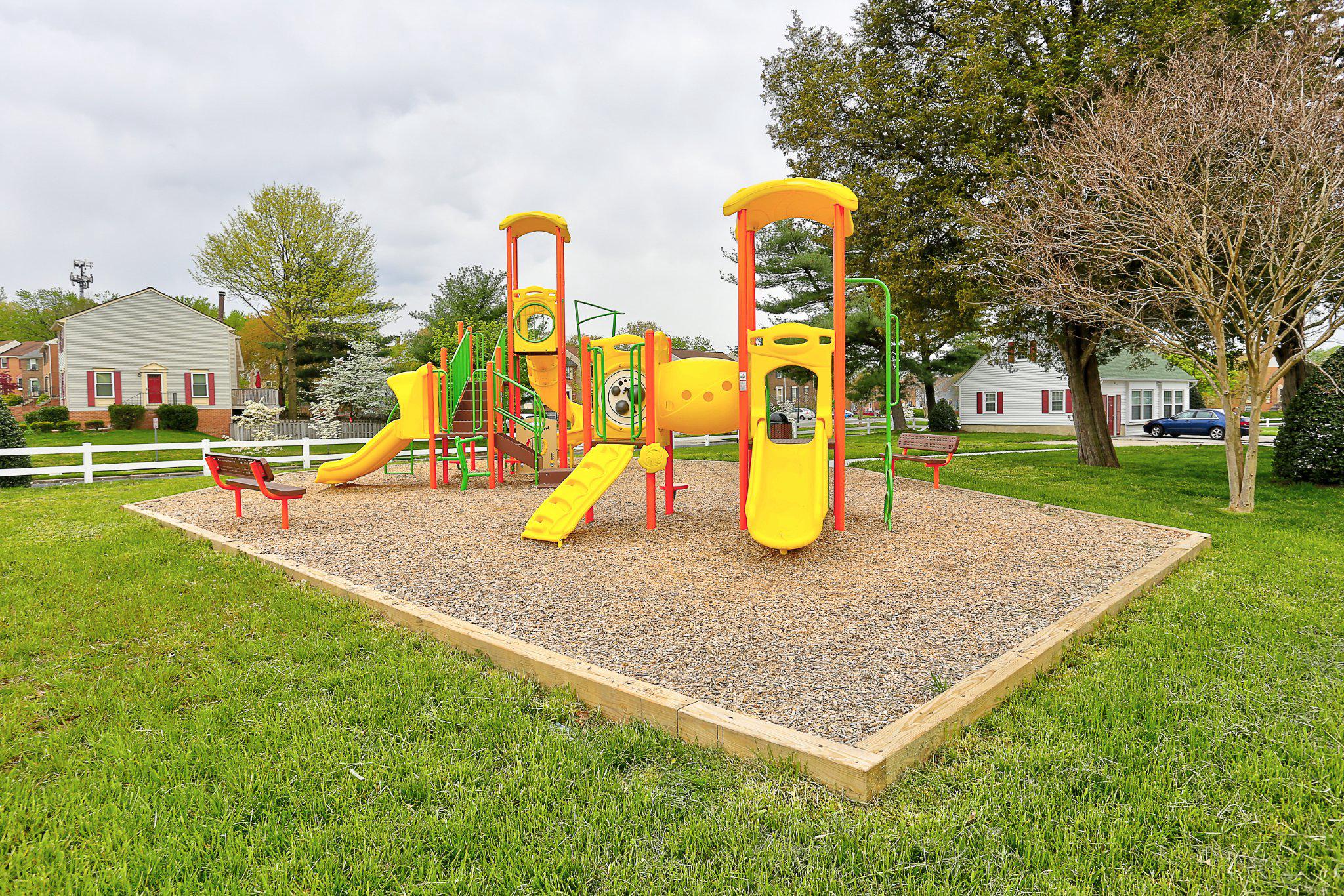 ELIZABETHS LANDING - Residential