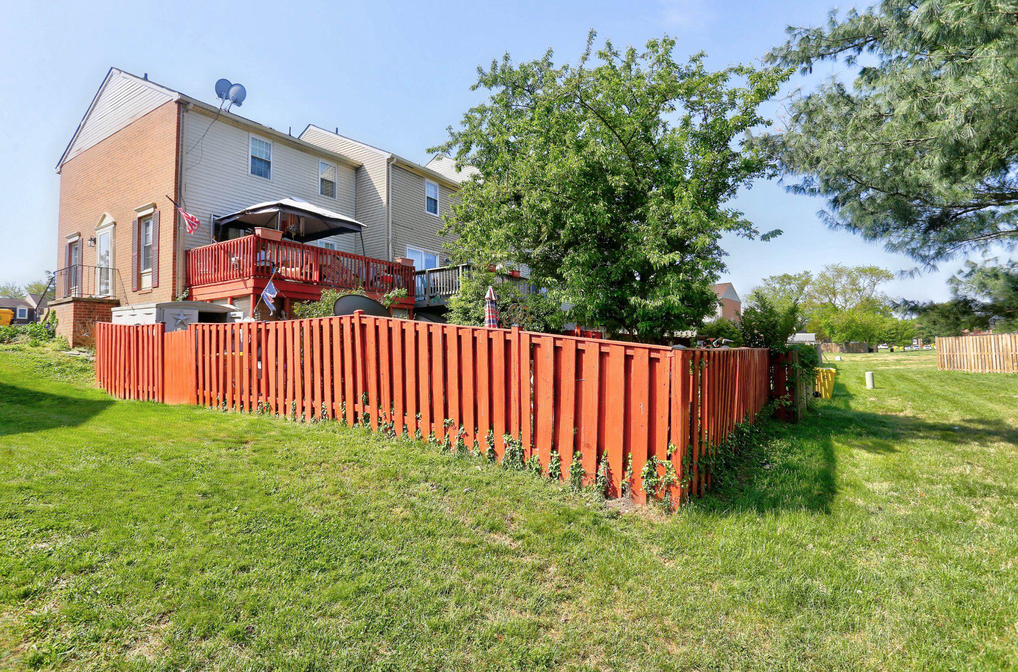 ELIZABETHS LANDING - Residential