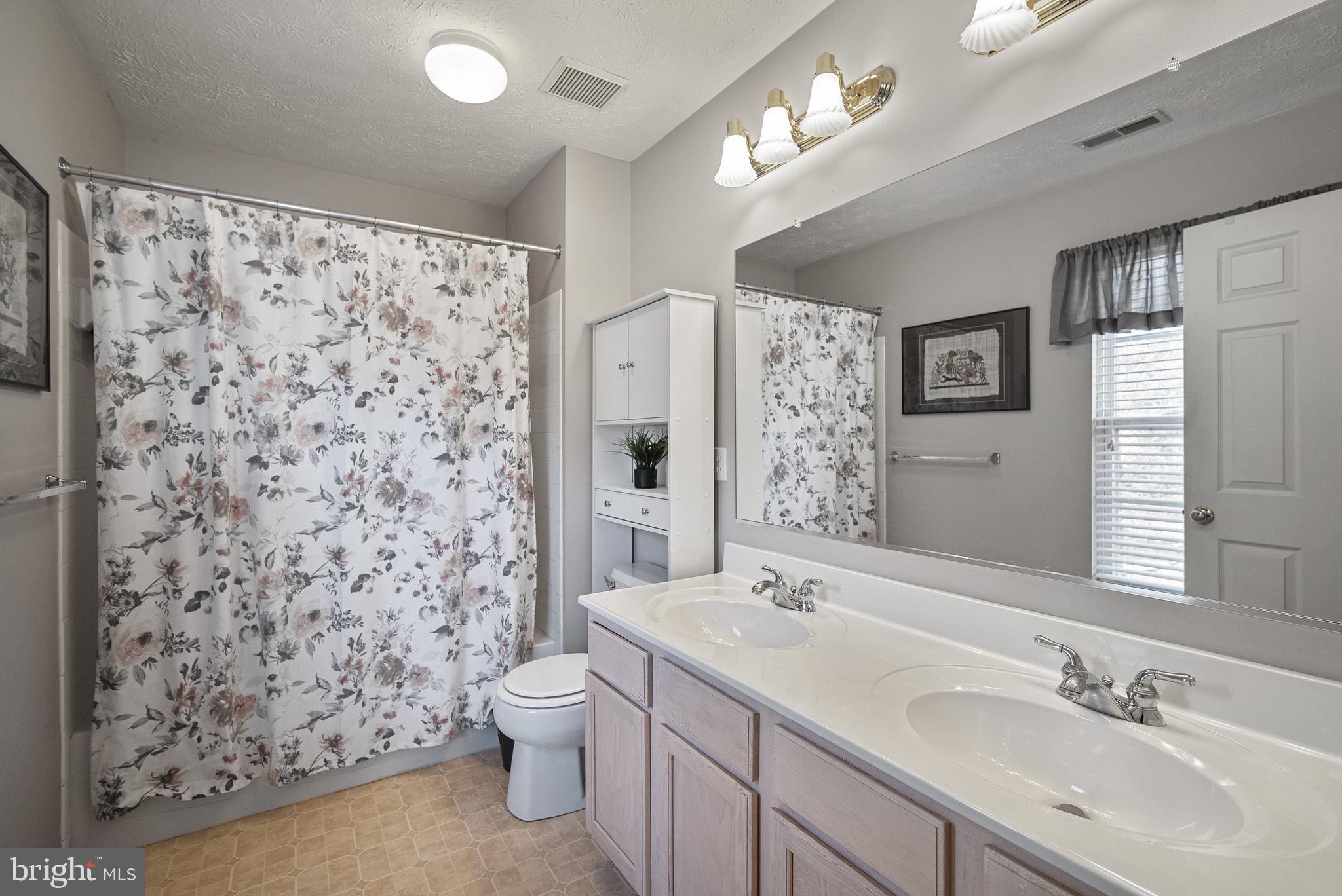 VILLAGES OF WINTERSET - Residential