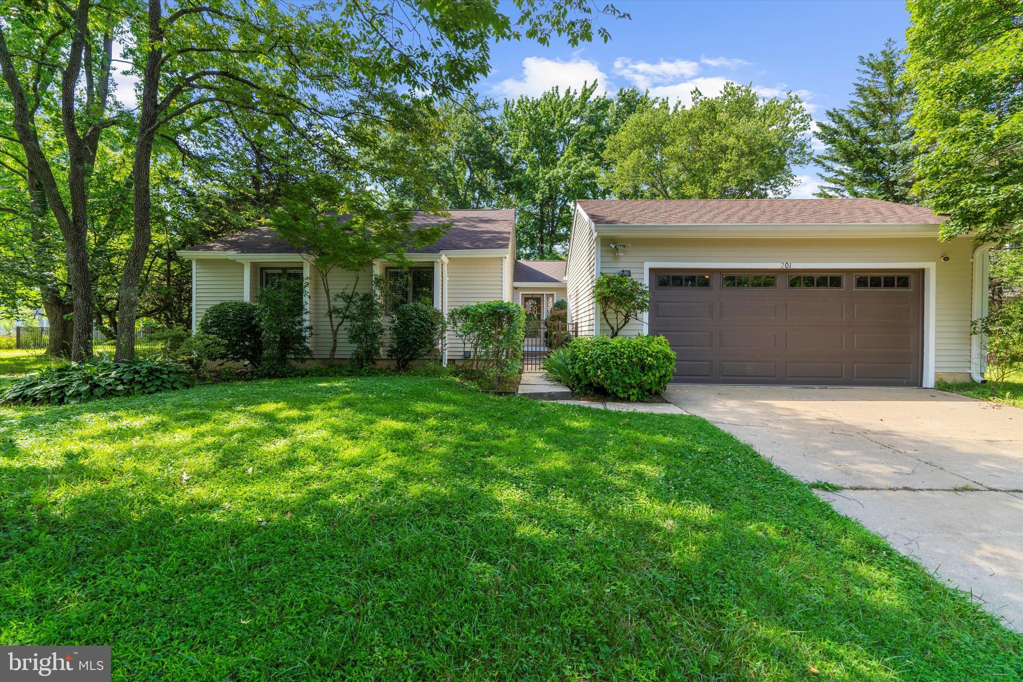 MILE TREE VILLAGE - Residential