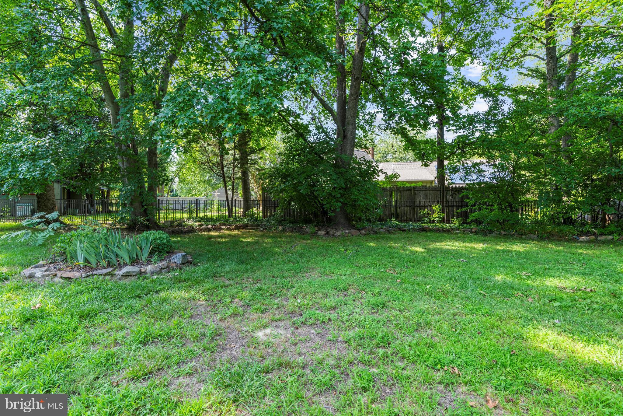 MILE TREE VILLAGE - Residential