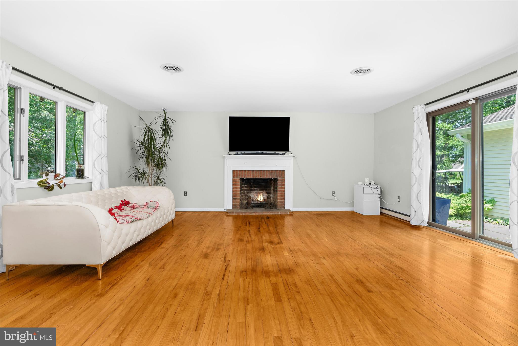 MILE TREE VILLAGE - Residential