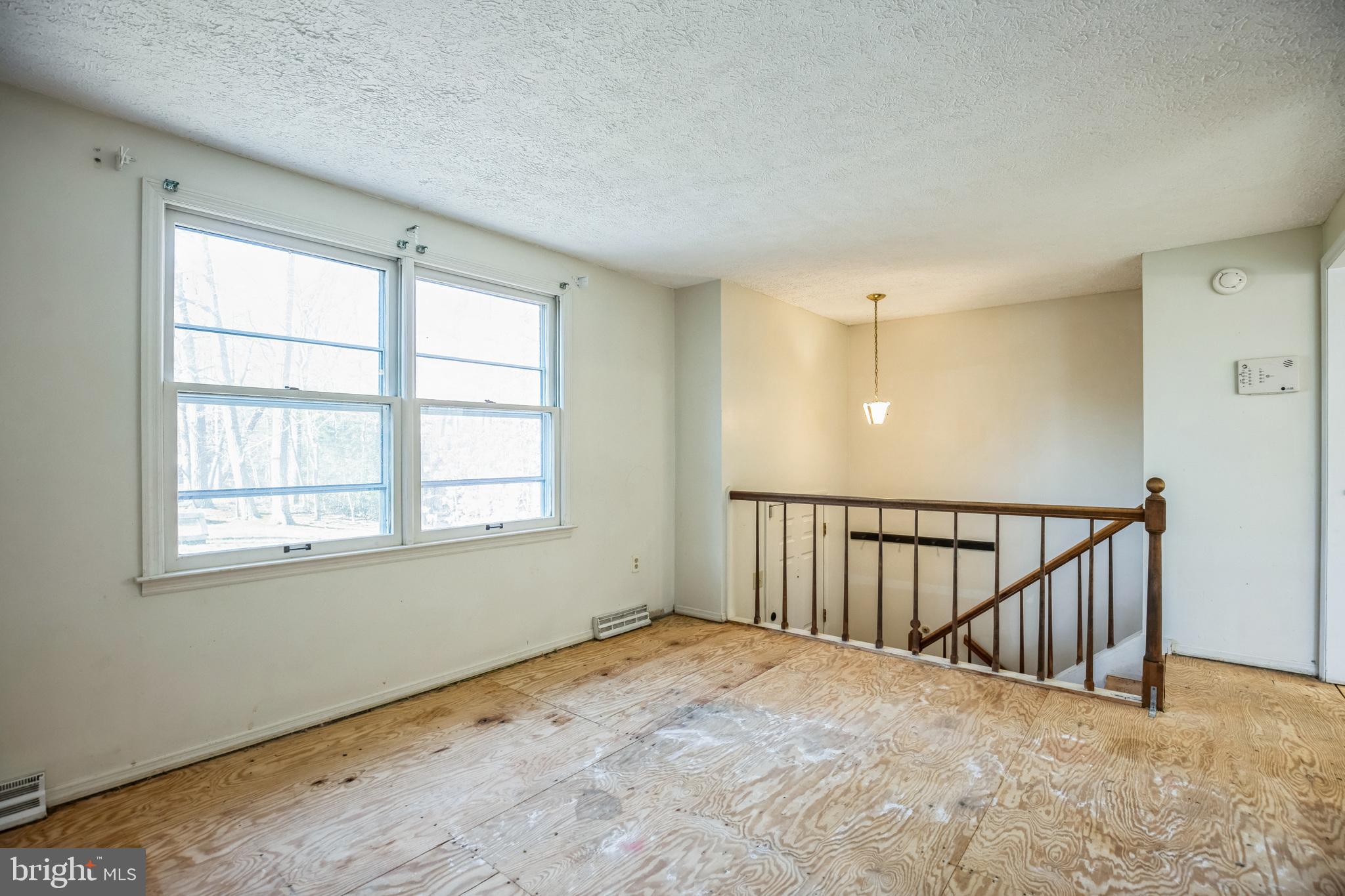 TOWN CREEK - Residential