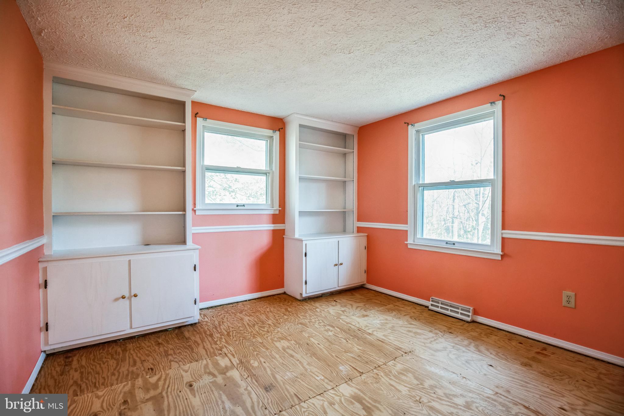 TOWN CREEK - Residential