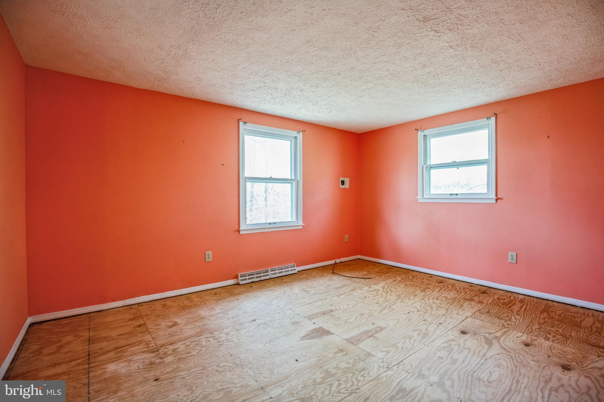 TOWN CREEK - Residential