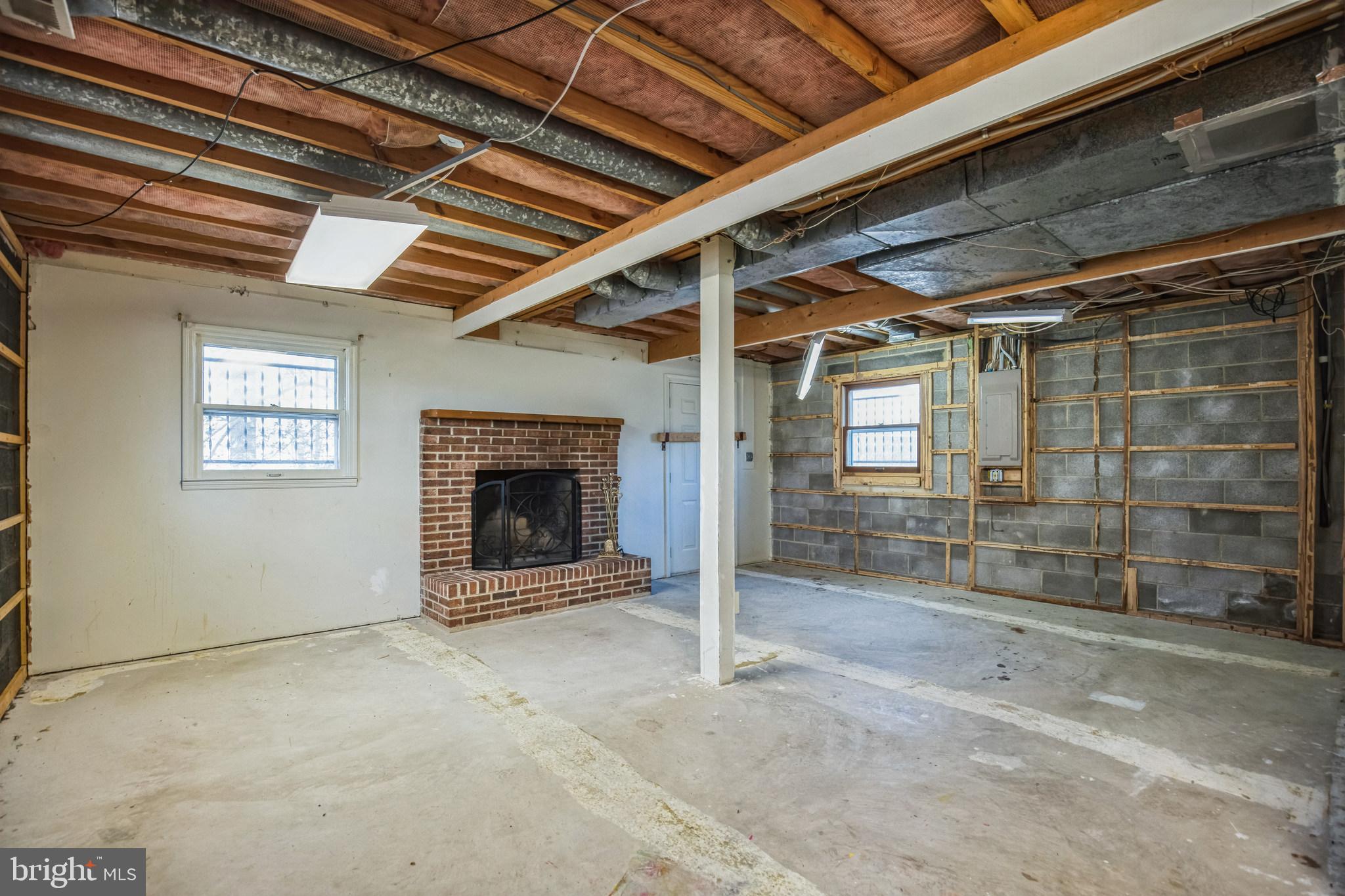 TOWN CREEK - Residential