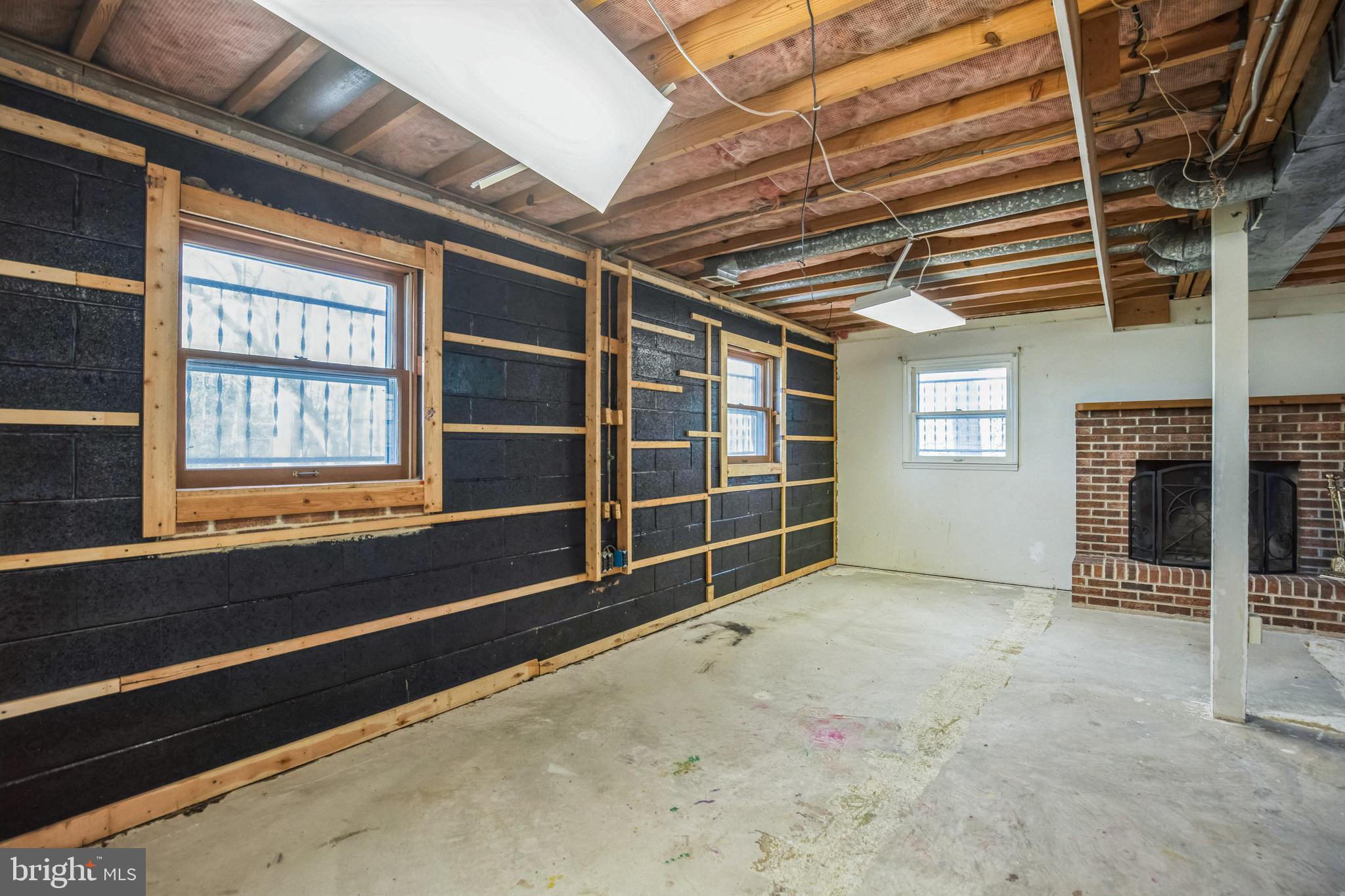 TOWN CREEK - Residential