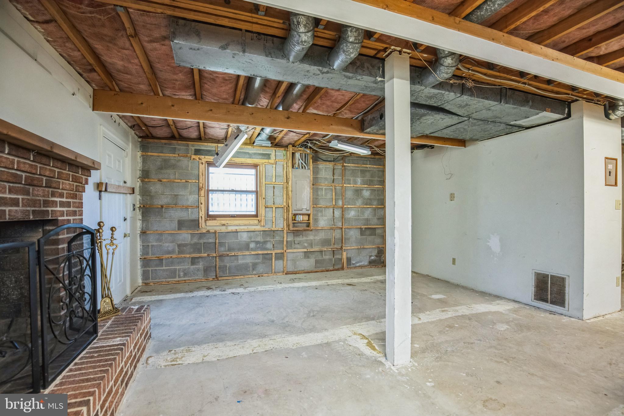 TOWN CREEK - Residential