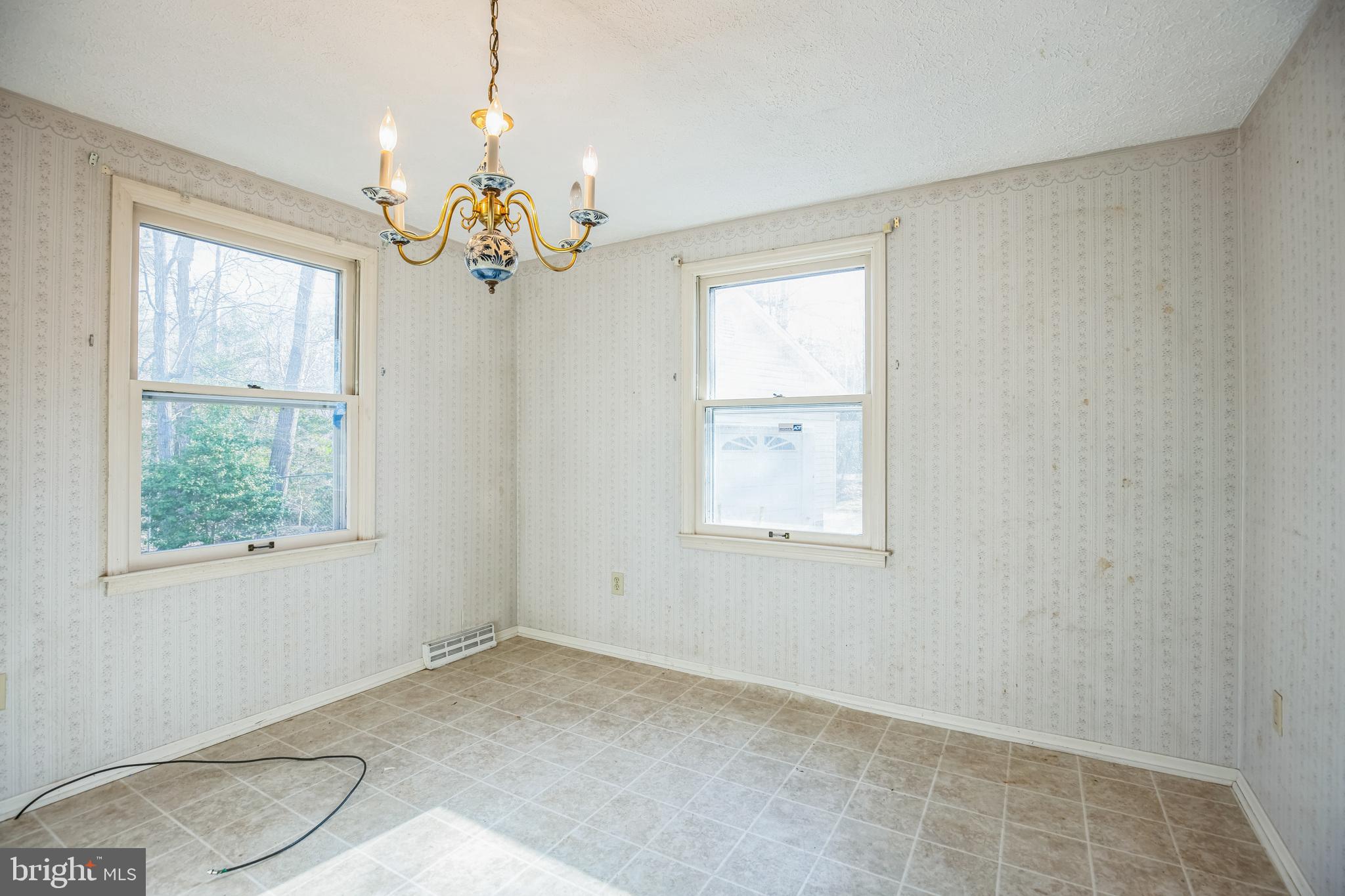 TOWN CREEK - Residential