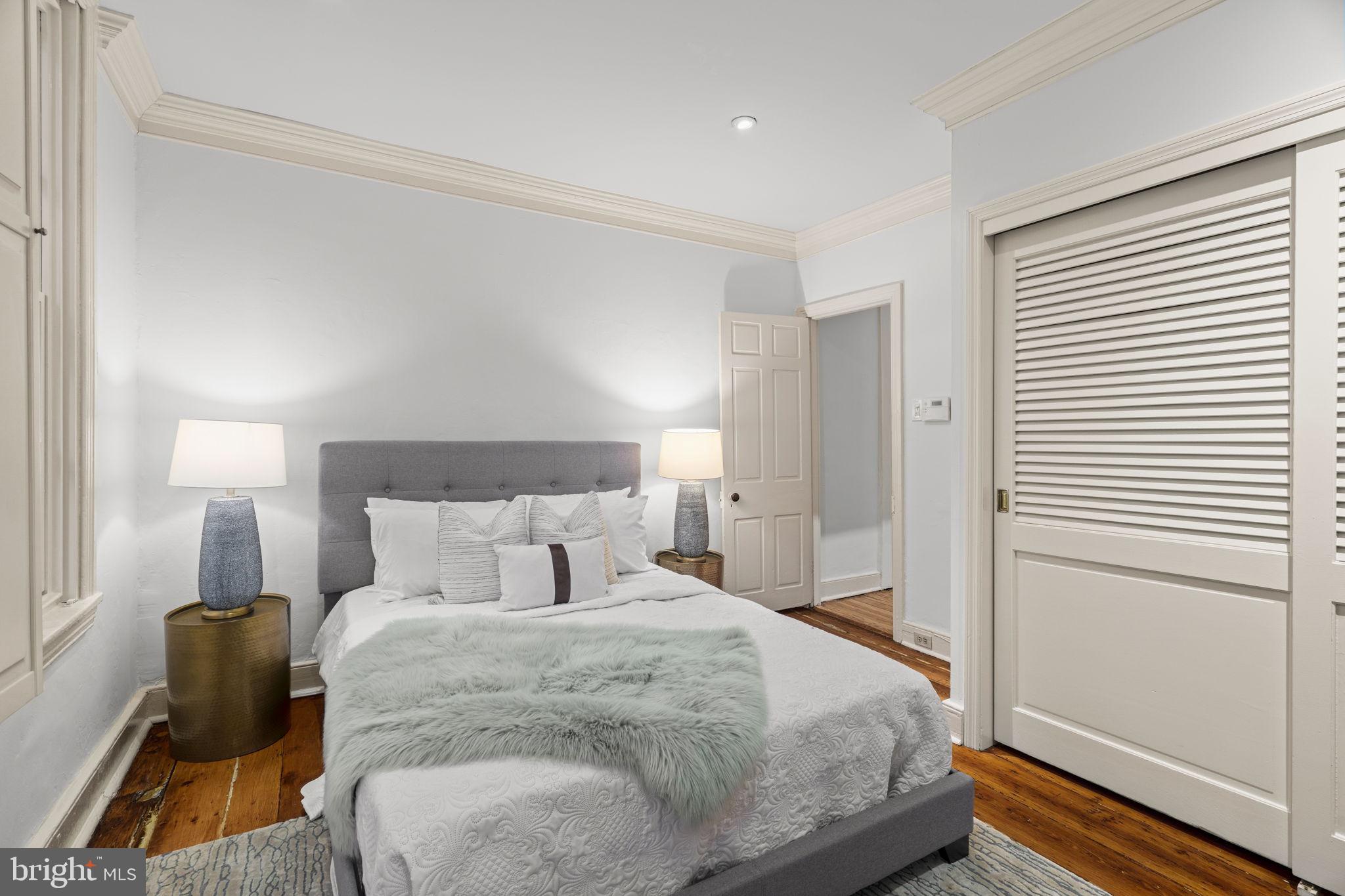 WASHINGTON SQ WEST - Residential
