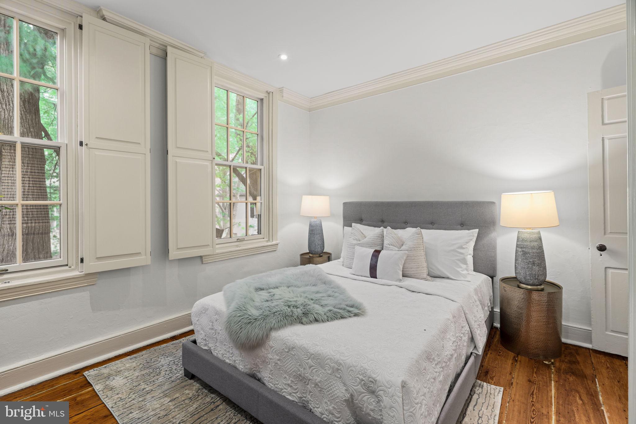 WASHINGTON SQ WEST - Residential