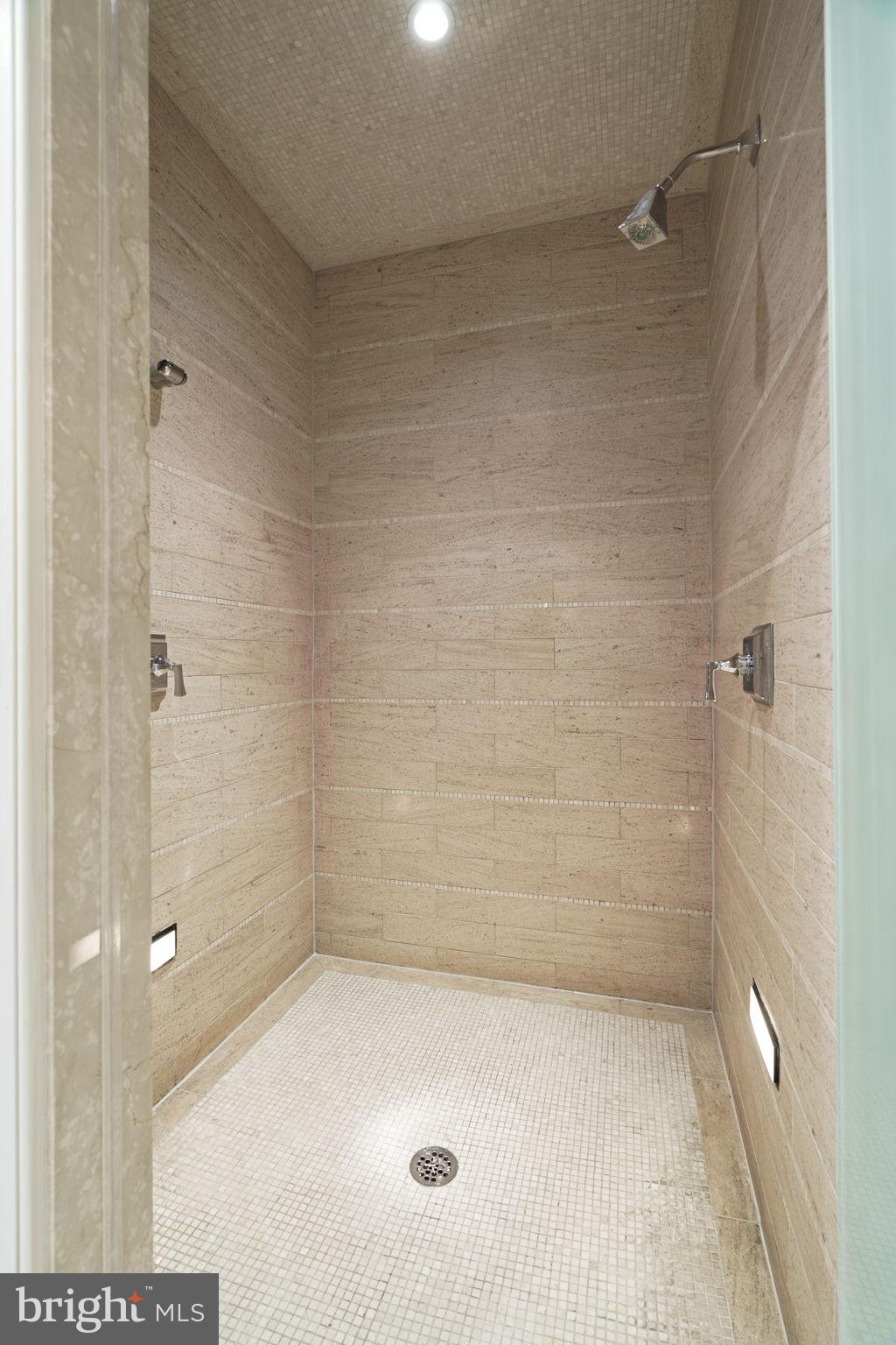WASHINGTON SQ WEST - Residential