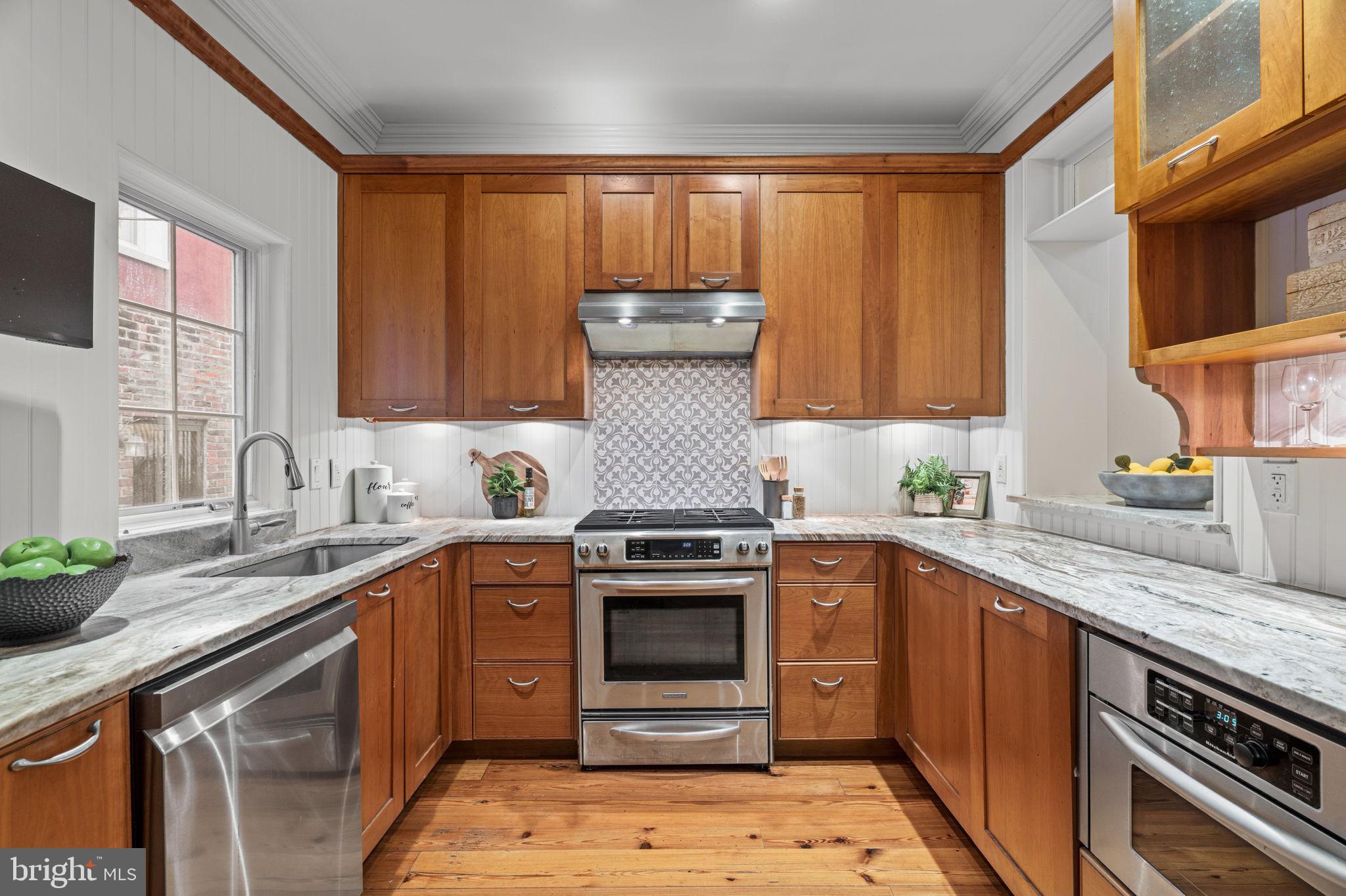 WASHINGTON SQ WEST - Residential