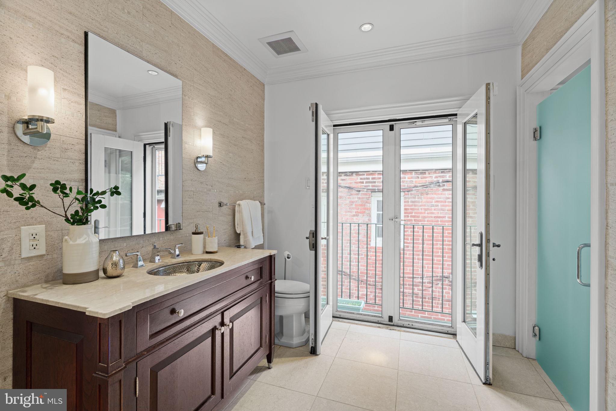 WASHINGTON SQ WEST - Residential