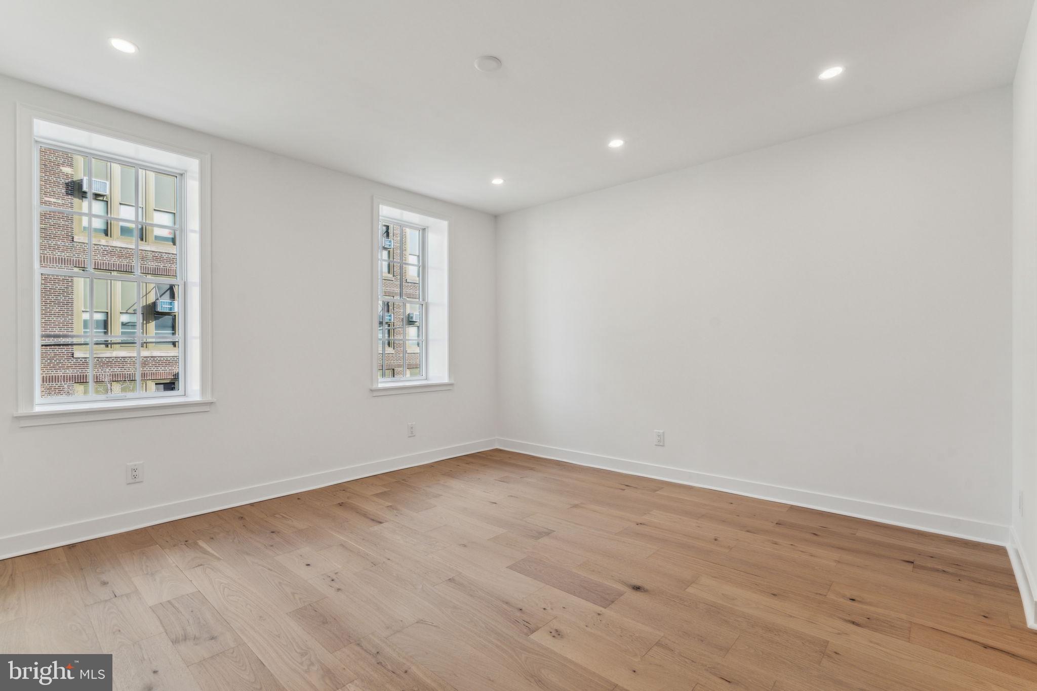 BELLA VISTA - Residential