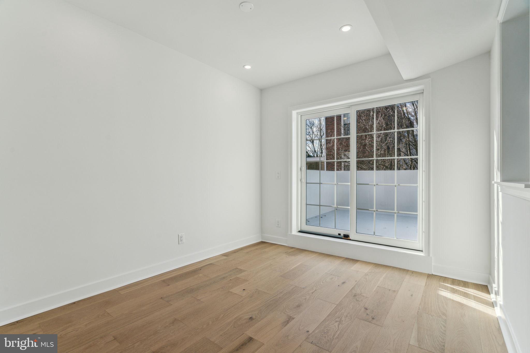 BELLA VISTA - Residential