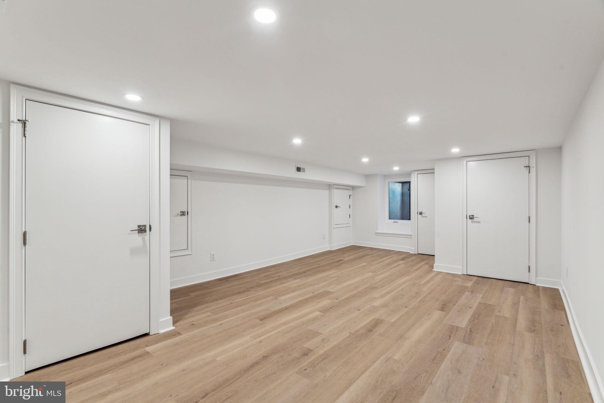 BELLA VISTA - Residential