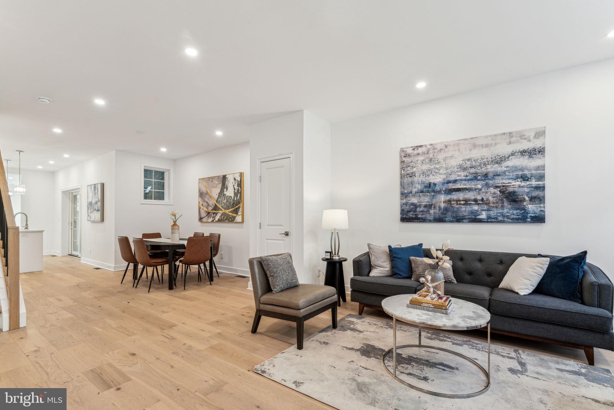 BELLA VISTA - Residential