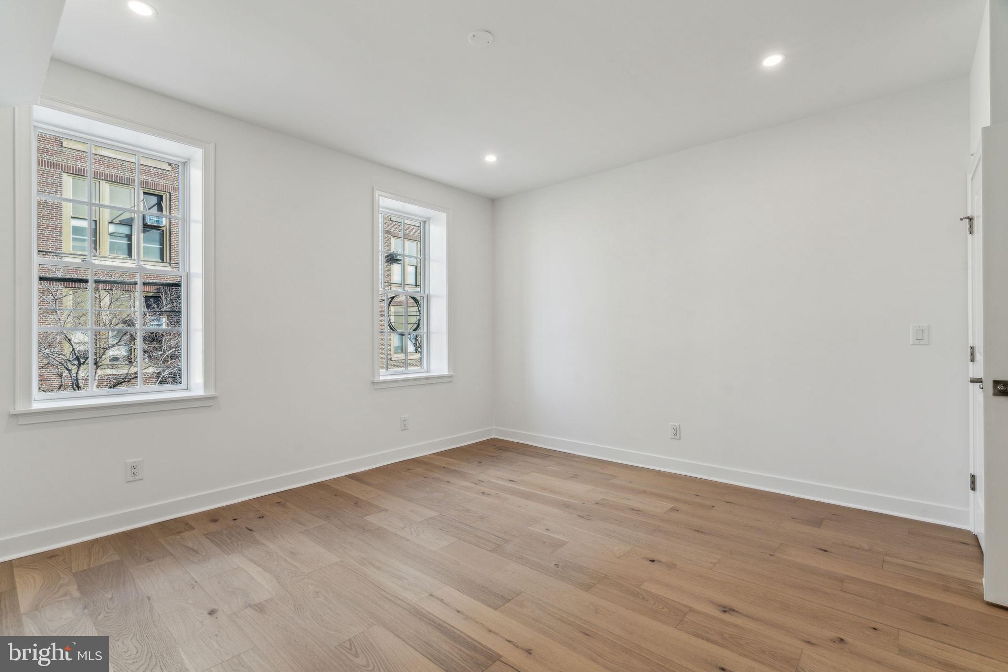 BELLA VISTA - Residential