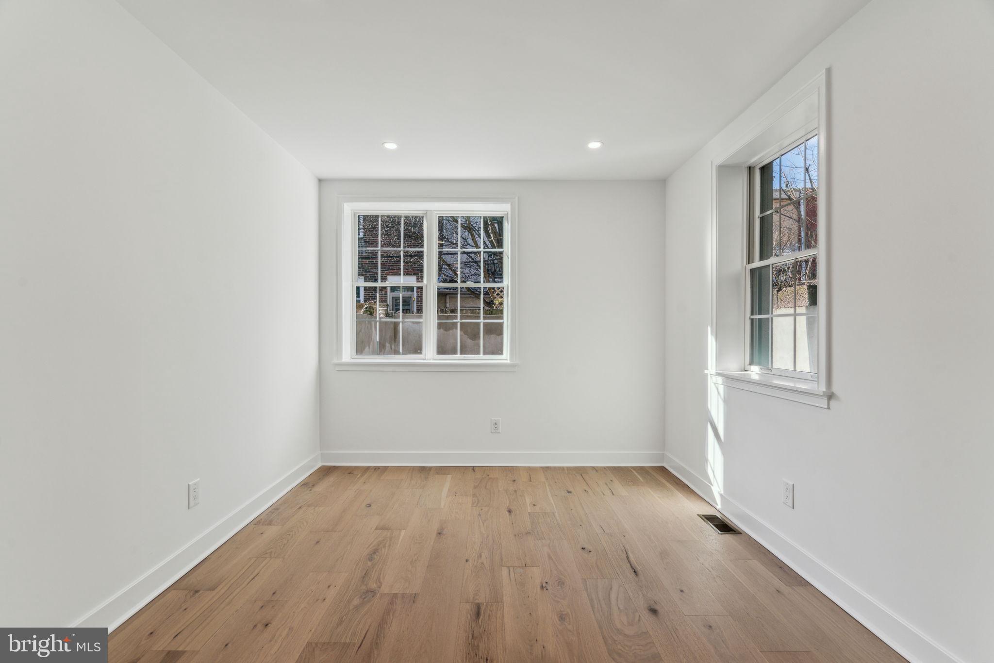 BELLA VISTA - Residential