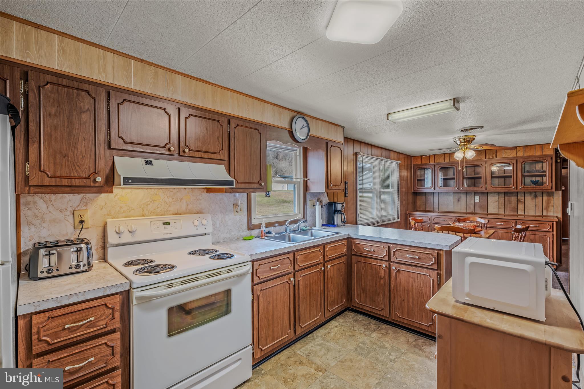 GRAY RIDGE ESTATES - Residential