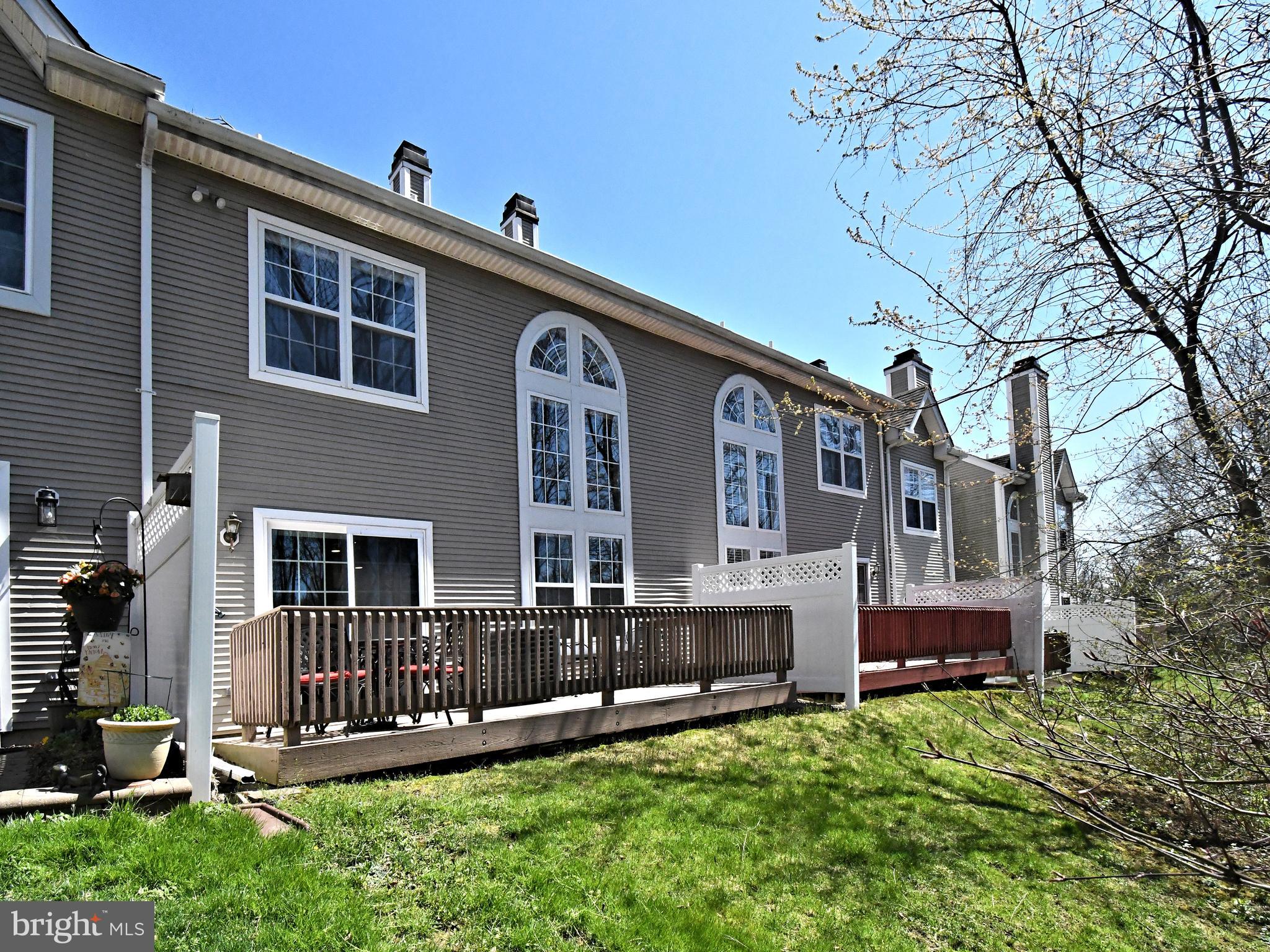 WINNERS CIRCLE - Residential