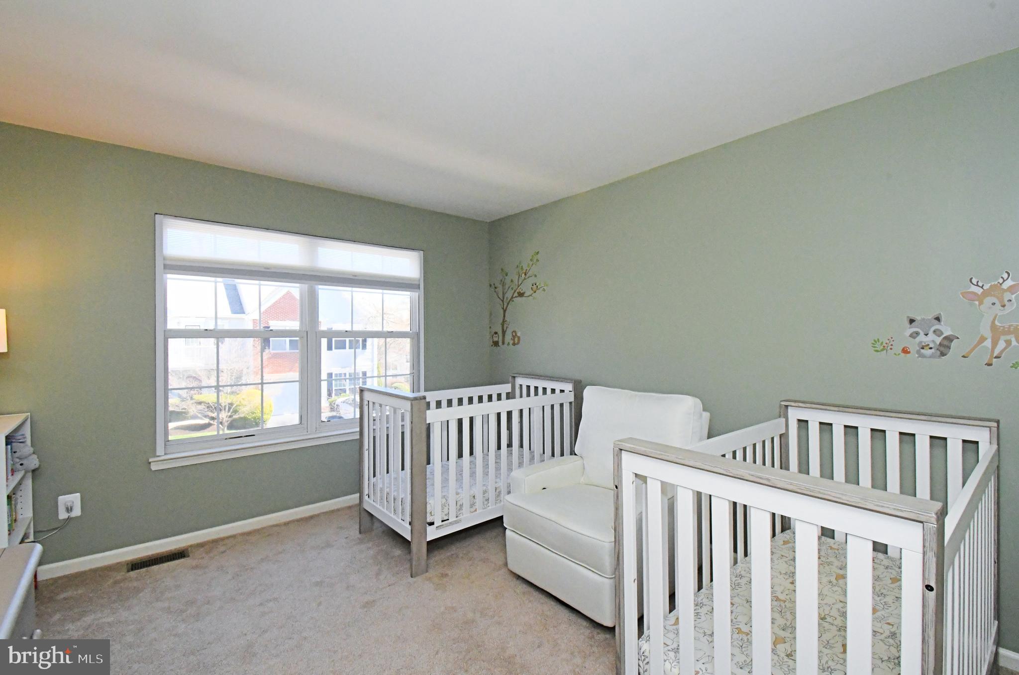 WINNERS CIRCLE - Residential