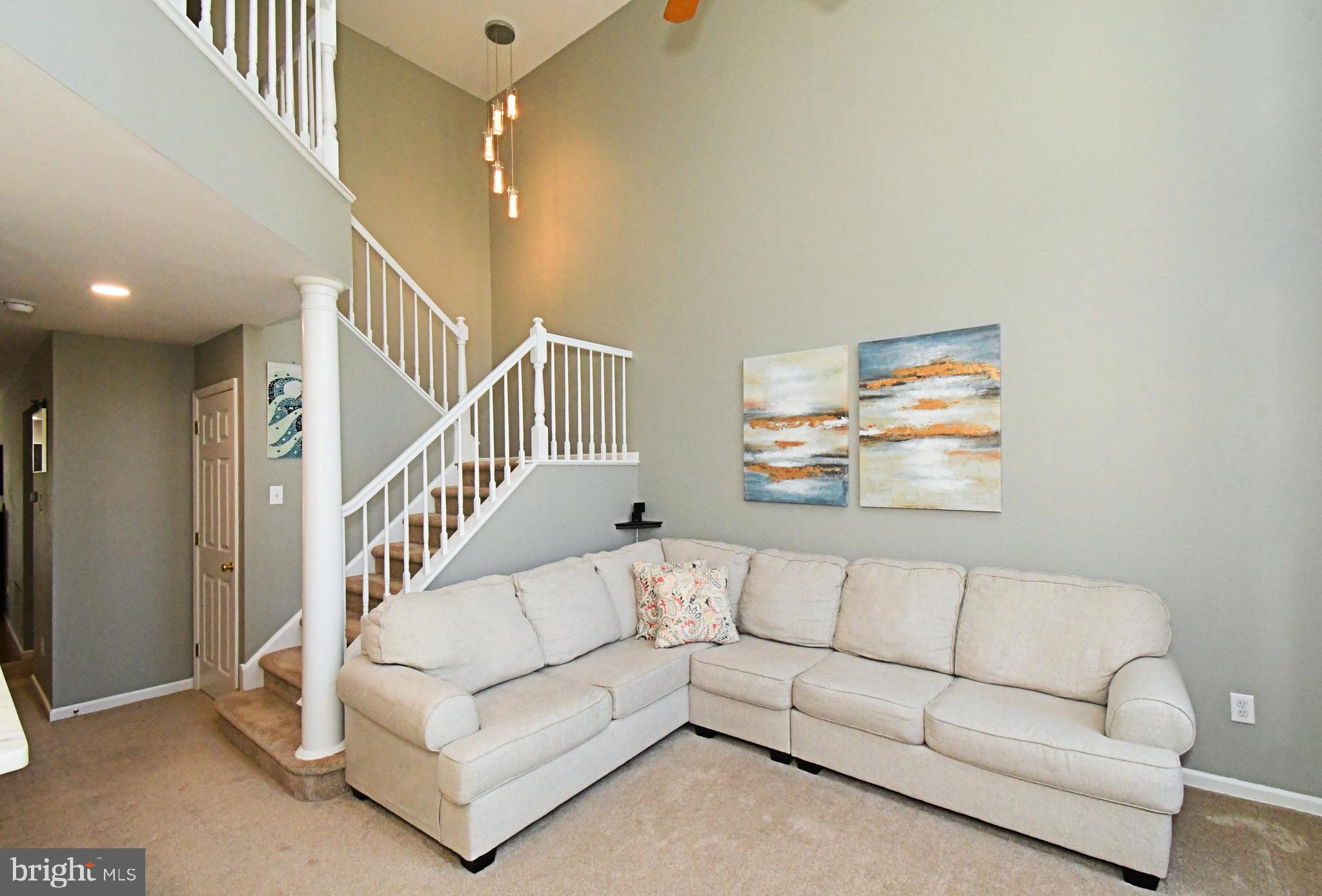 WINNERS CIRCLE - Residential