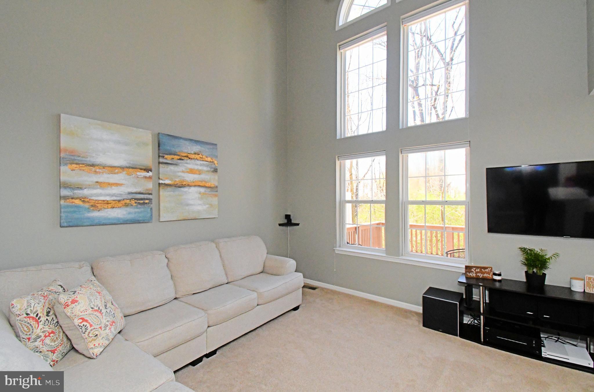 WINNERS CIRCLE - Residential