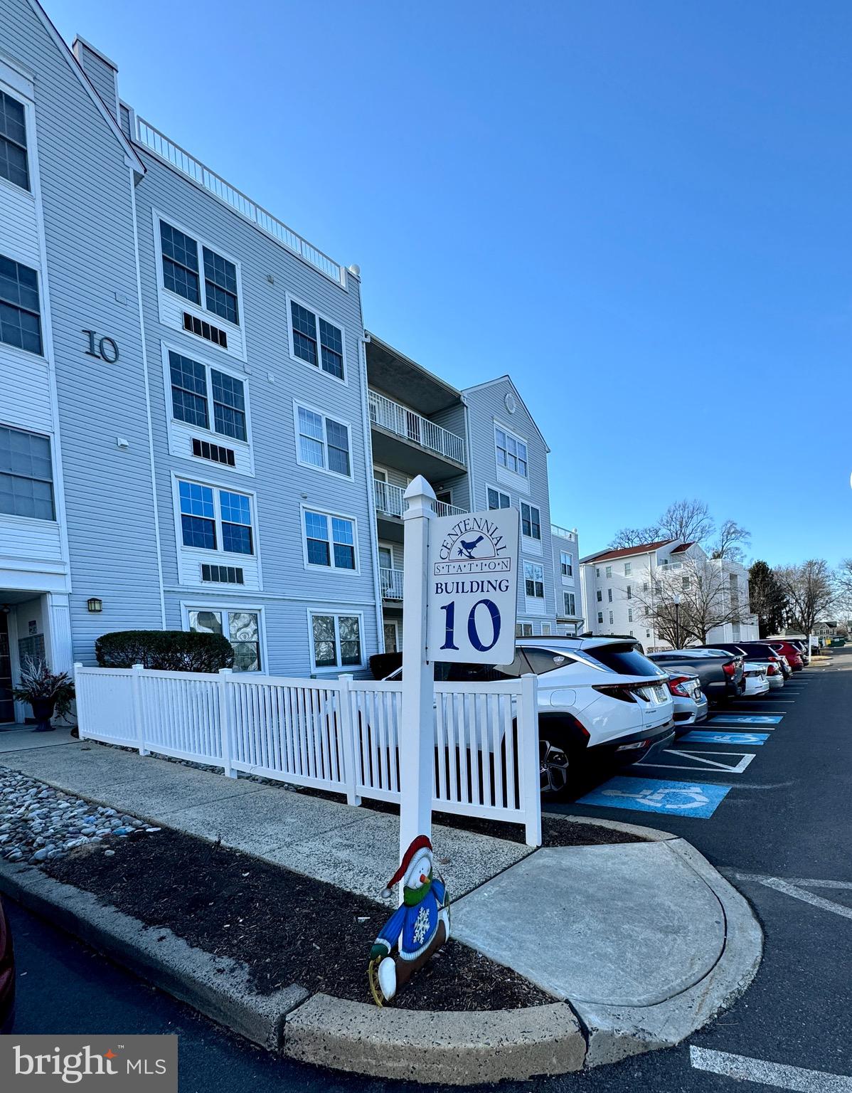 CENTENNIAL STATION - Residential