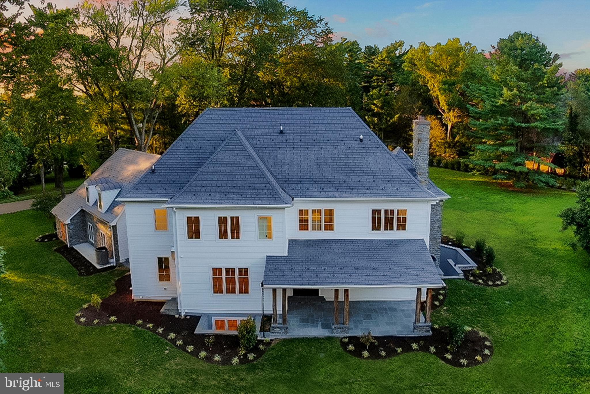 GLADWYNE - Residential