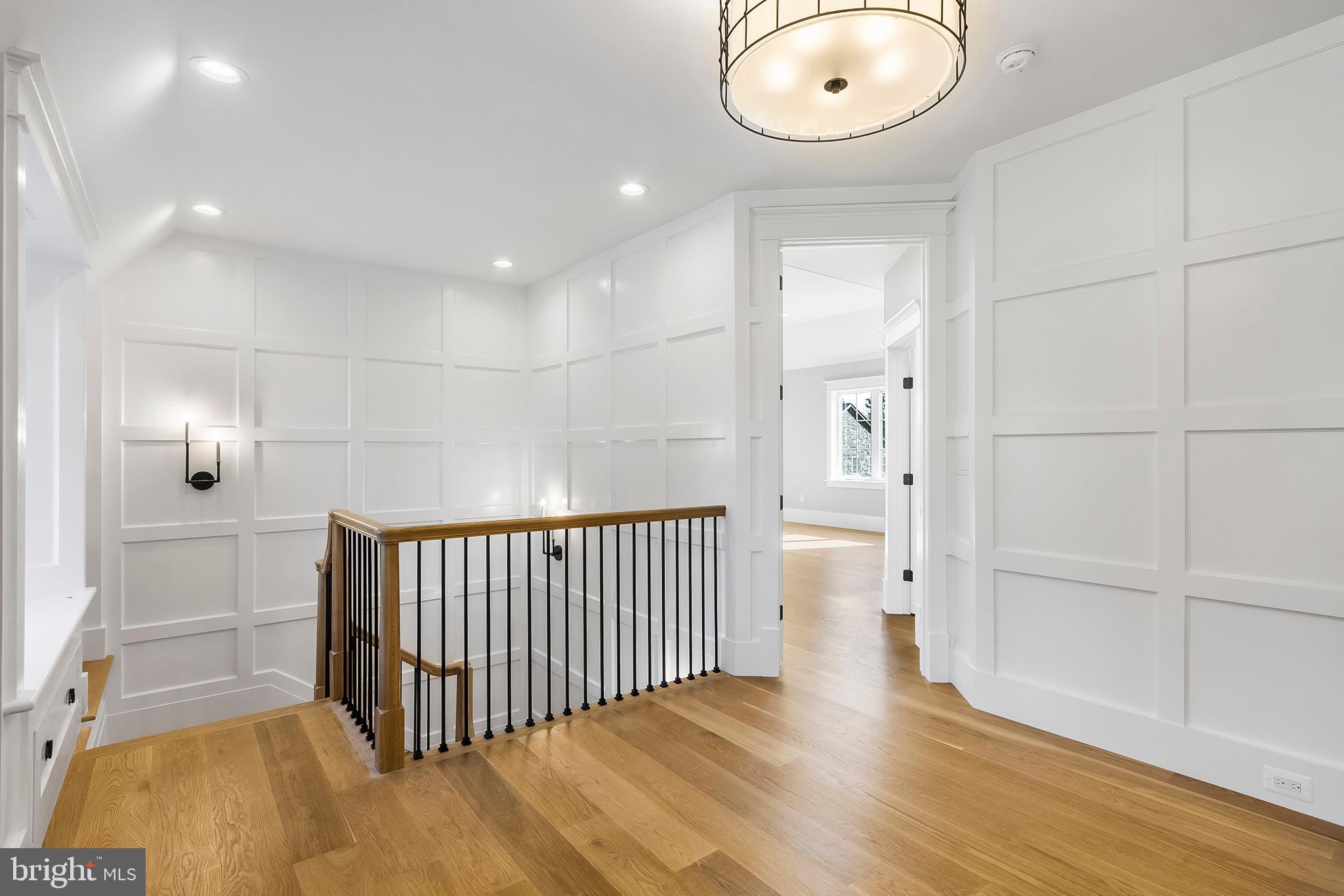 GLADWYNE - Residential