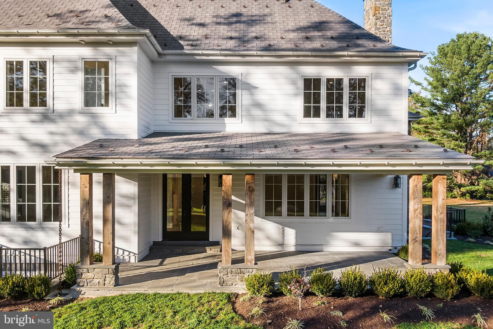 GLADWYNE - Residential