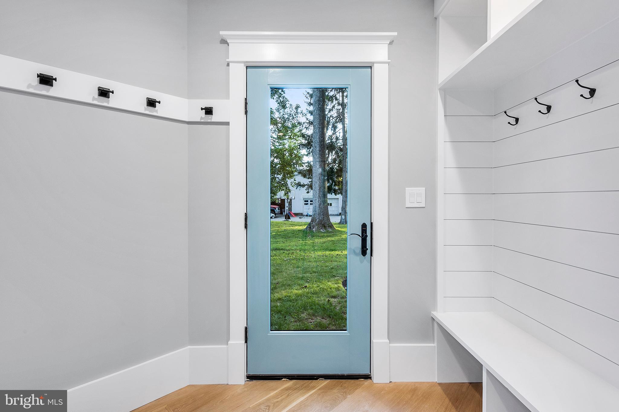 GLADWYNE - Residential