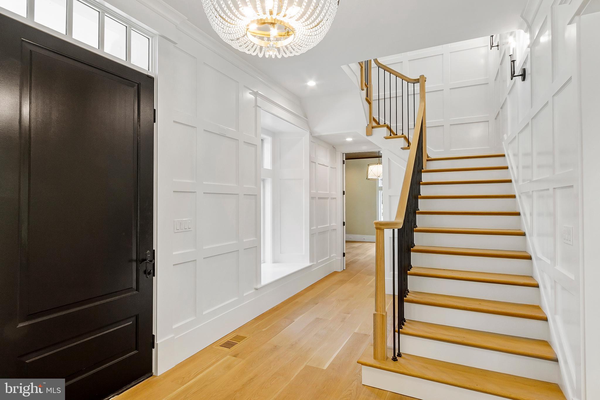 GLADWYNE - Residential