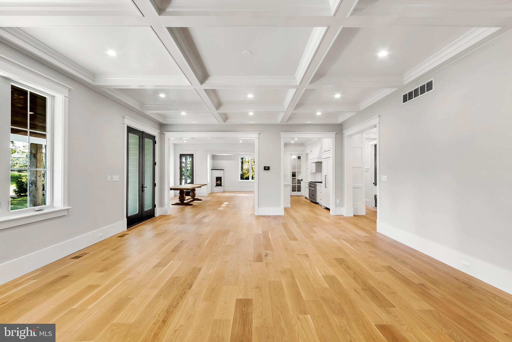 GLADWYNE - Residential