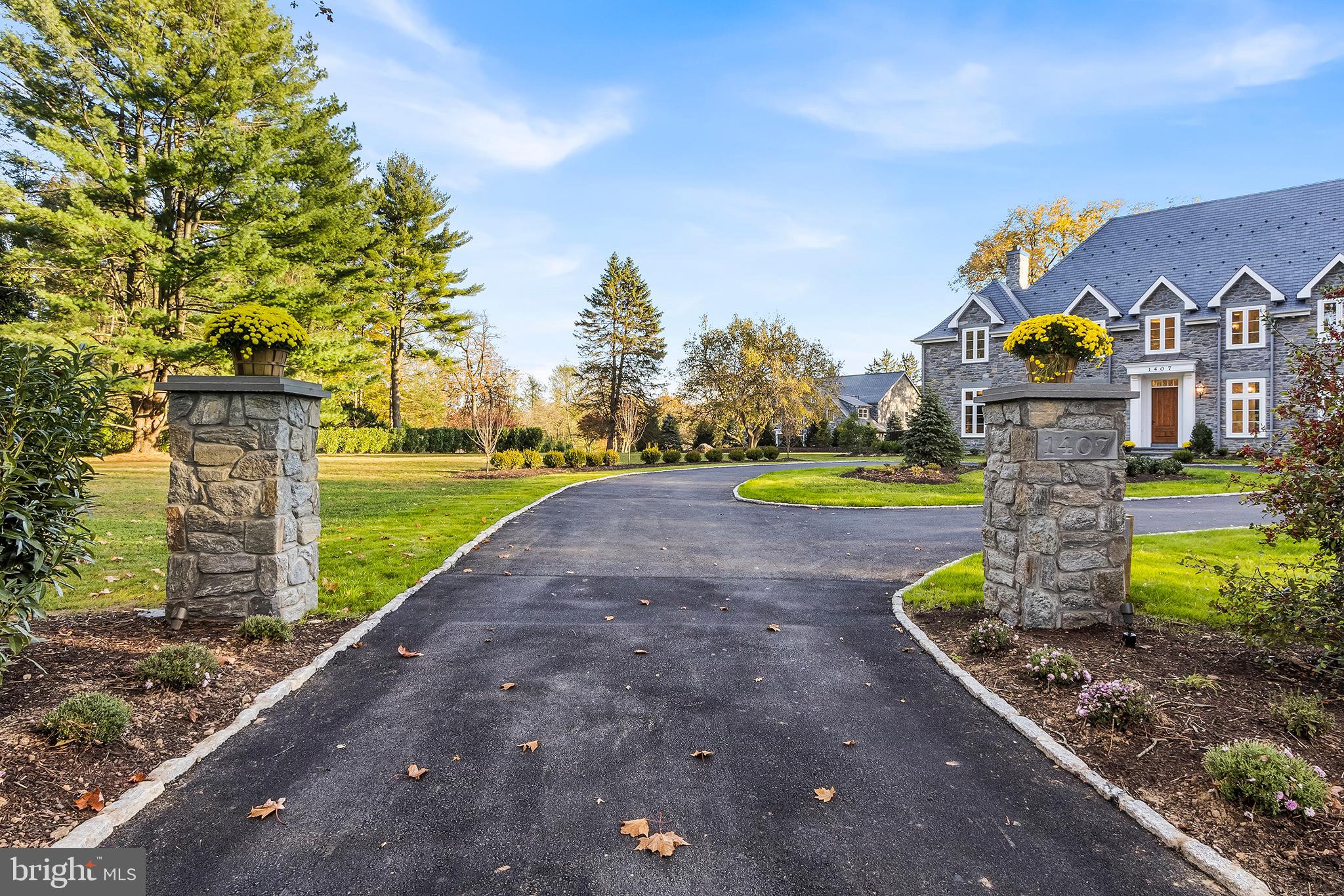 GLADWYNE - Residential