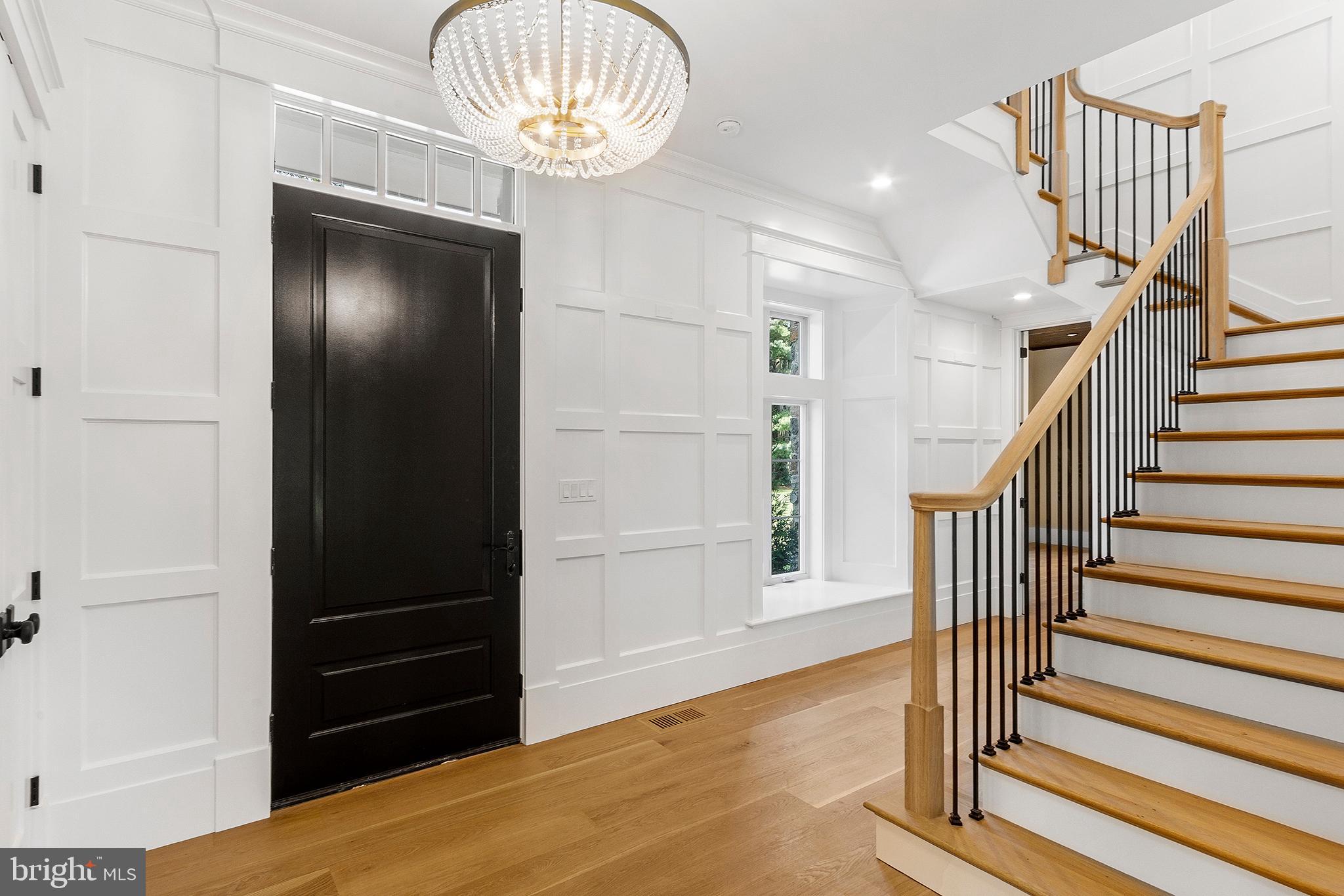 GLADWYNE - Residential