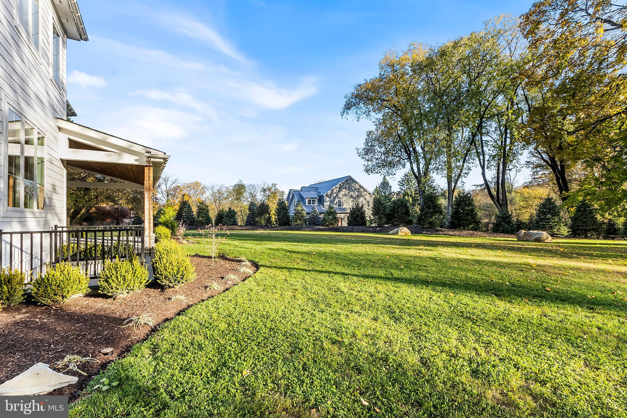 GLADWYNE - Residential