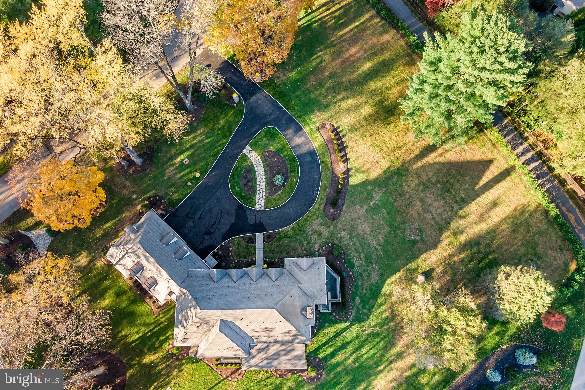 GLADWYNE - Residential