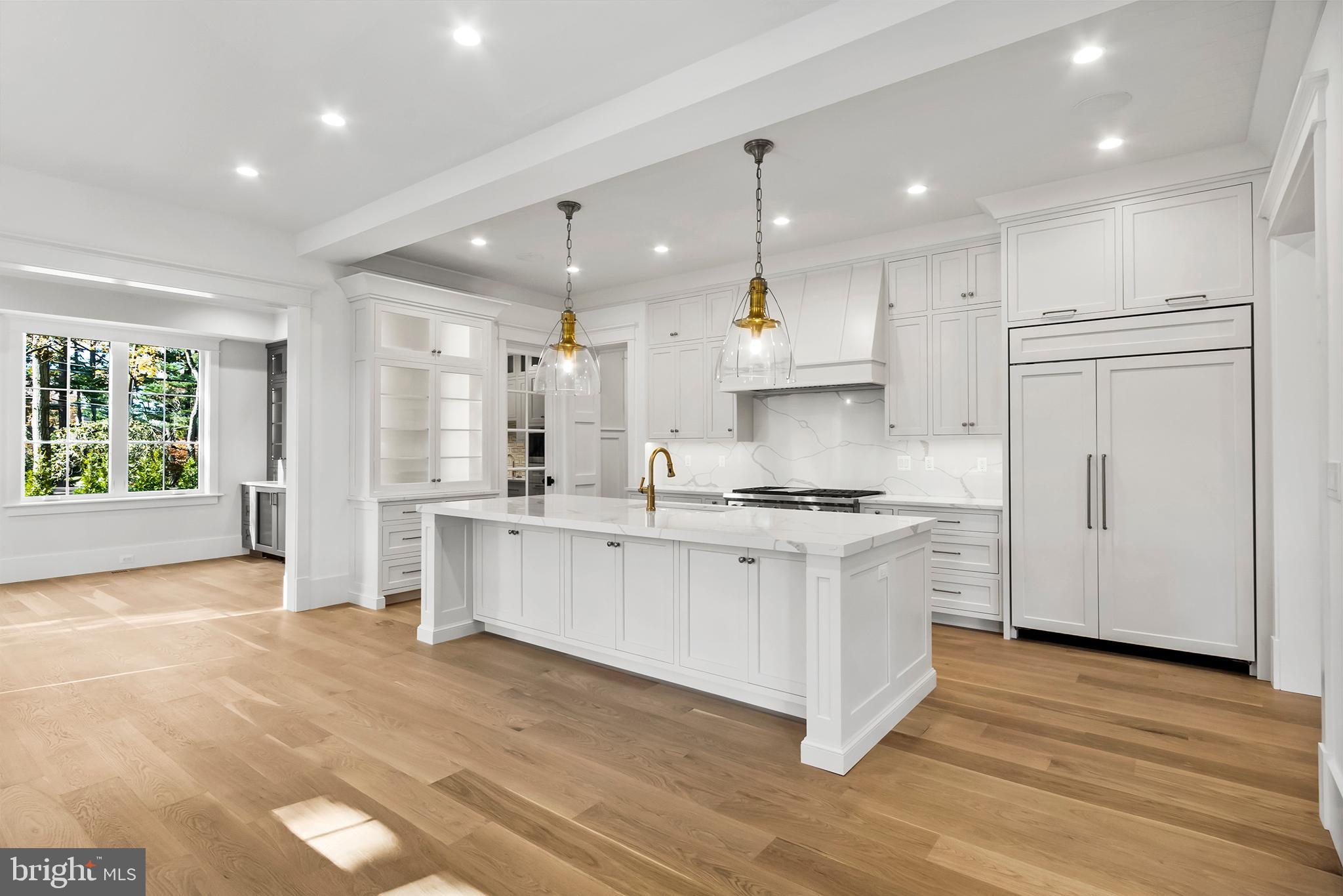 GLADWYNE - Residential