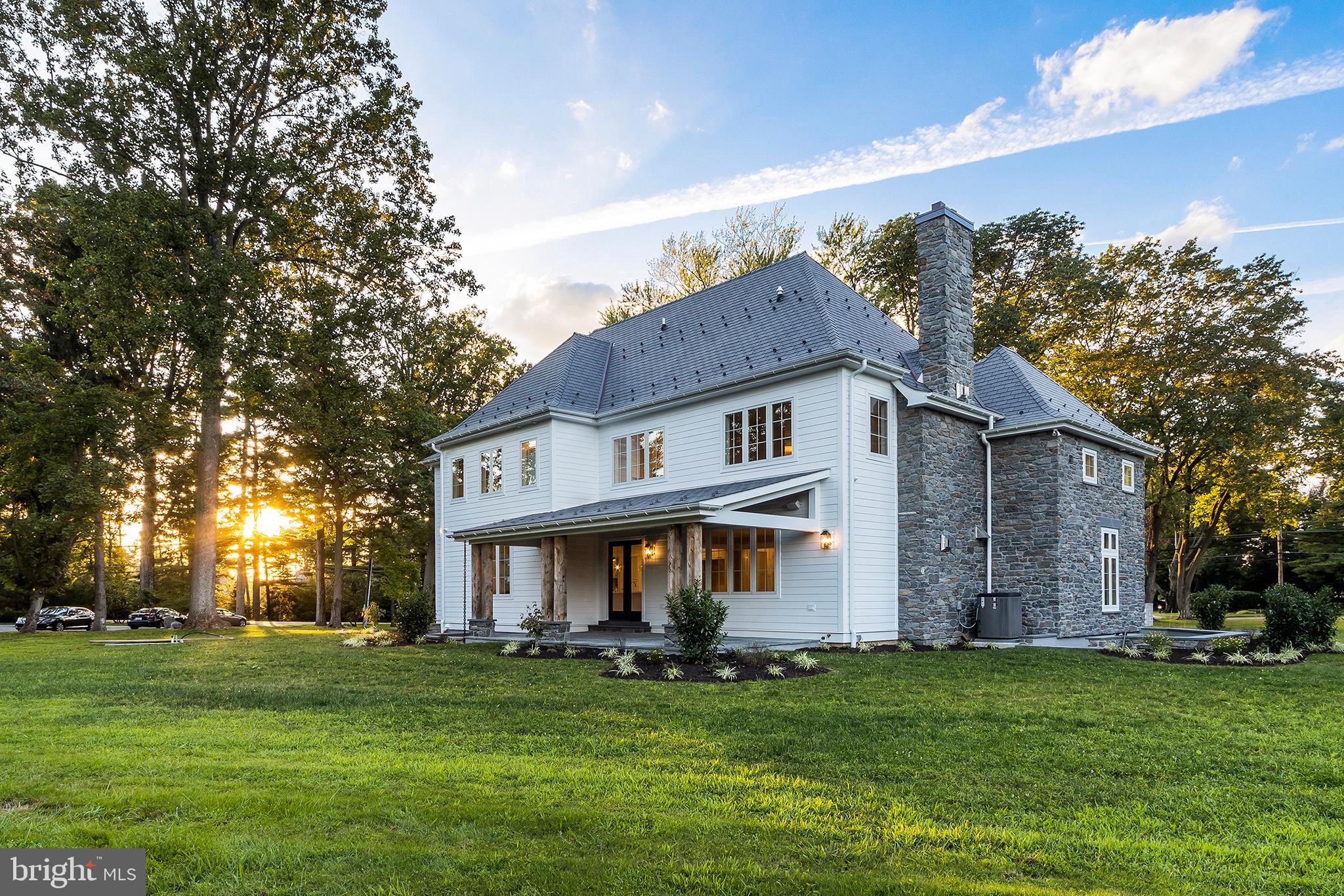 GLADWYNE - Residential