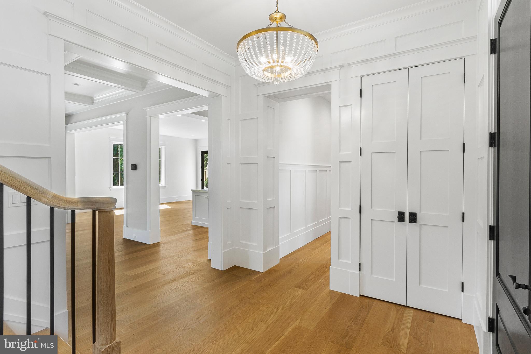 GLADWYNE - Residential