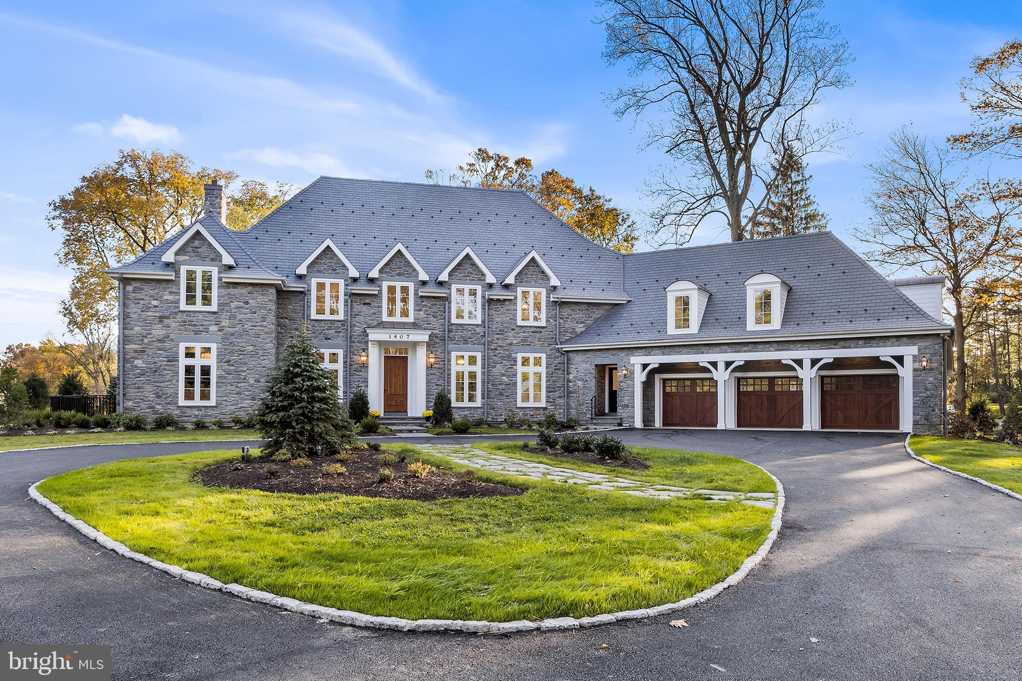 GLADWYNE - Residential