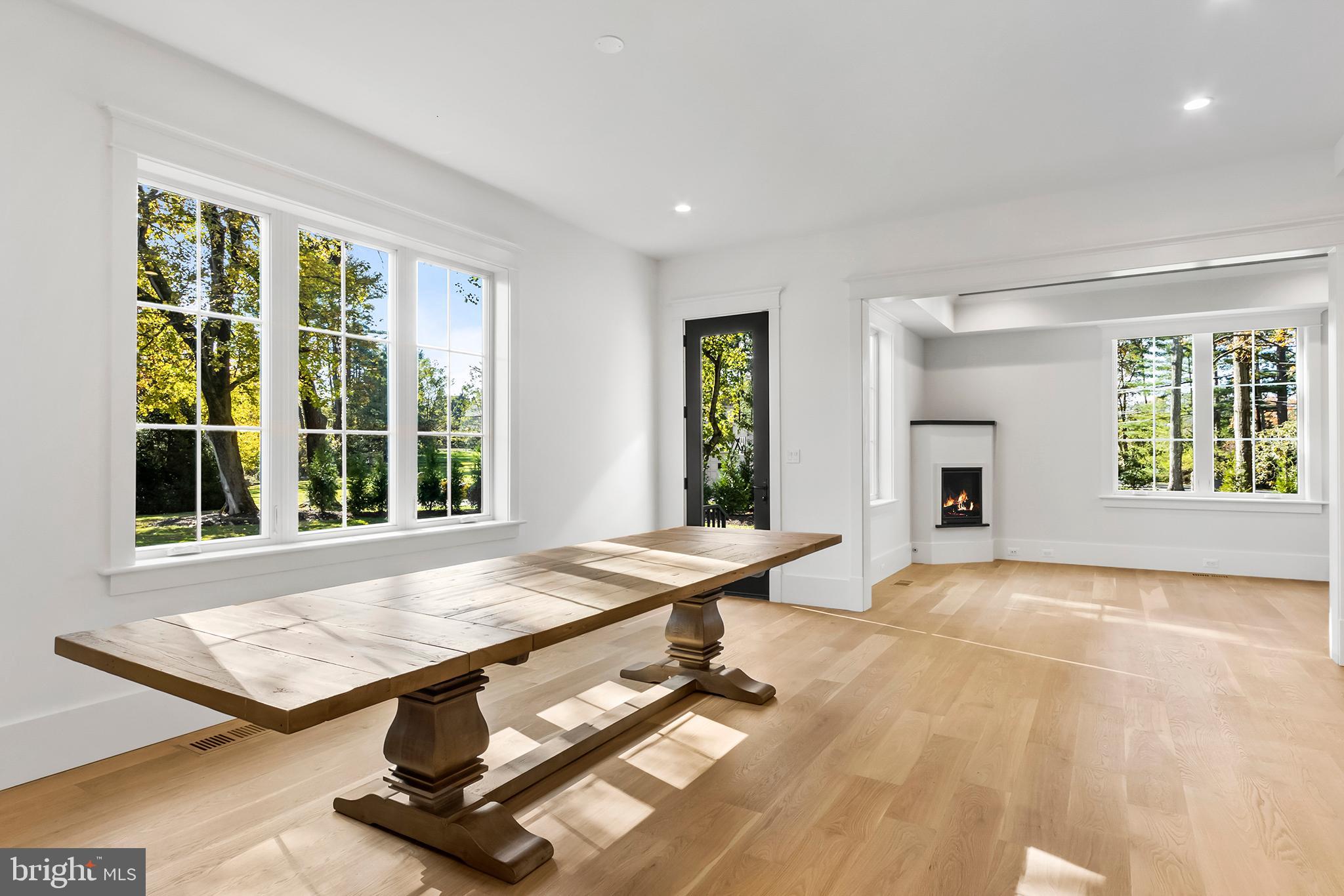 GLADWYNE - Residential