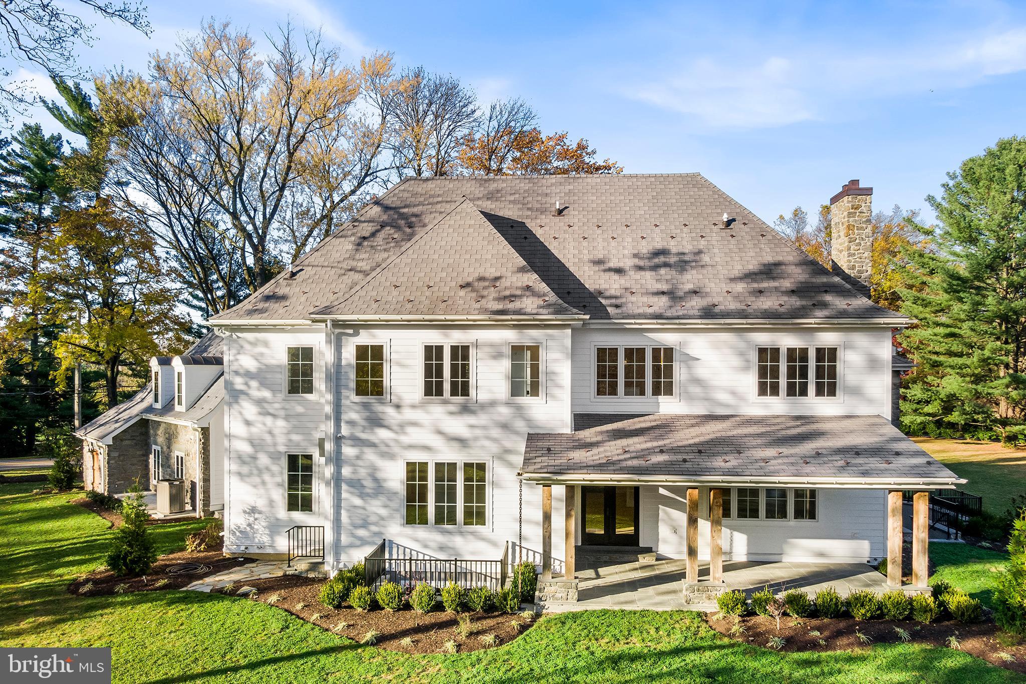 GLADWYNE - Residential