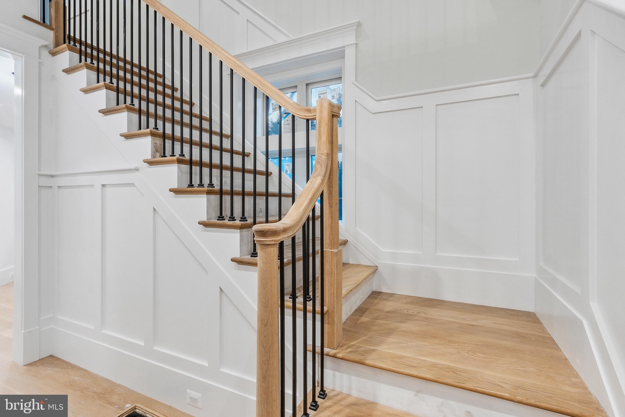 GLADWYNE - Residential